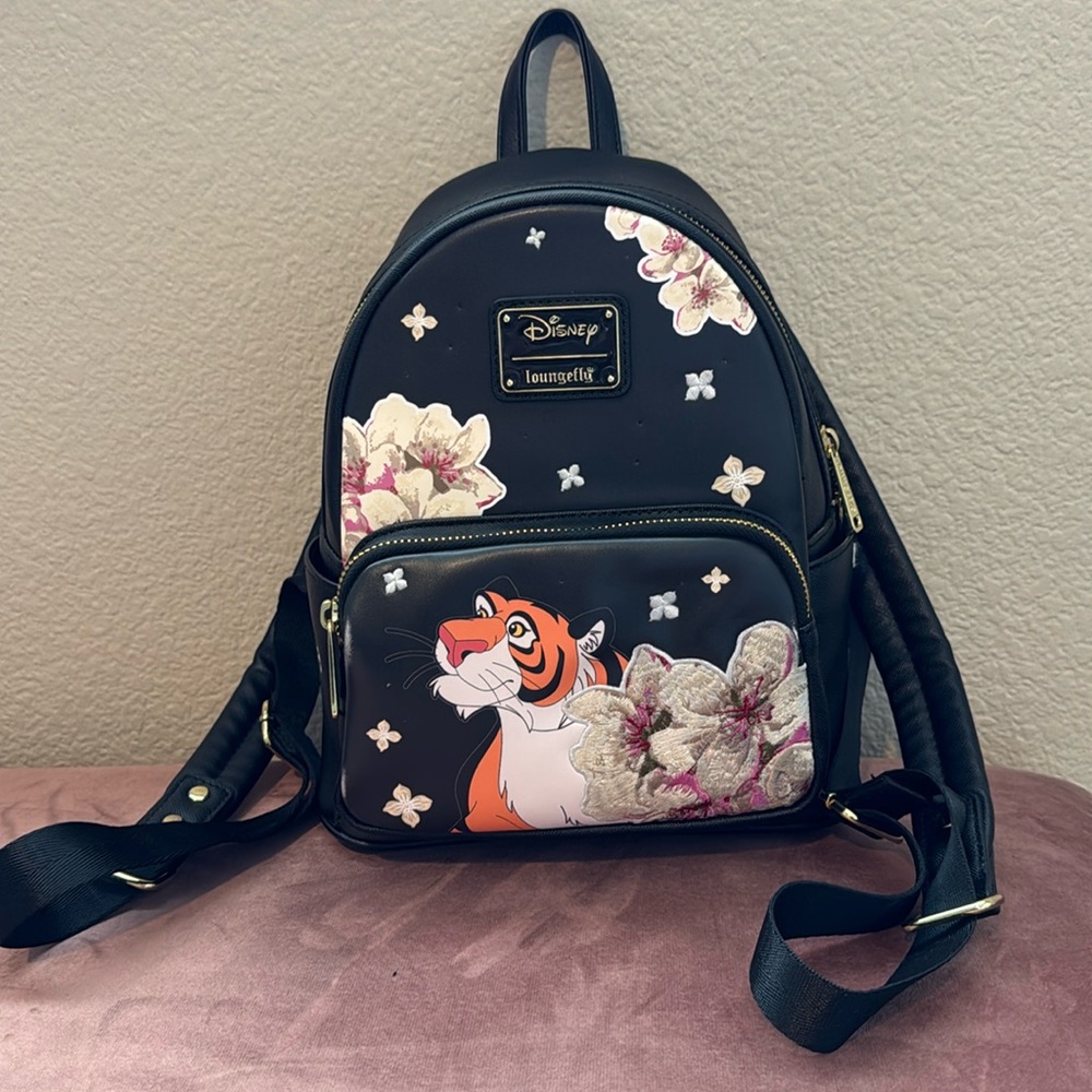 Disney Aladdin loungefly Rajah backpack